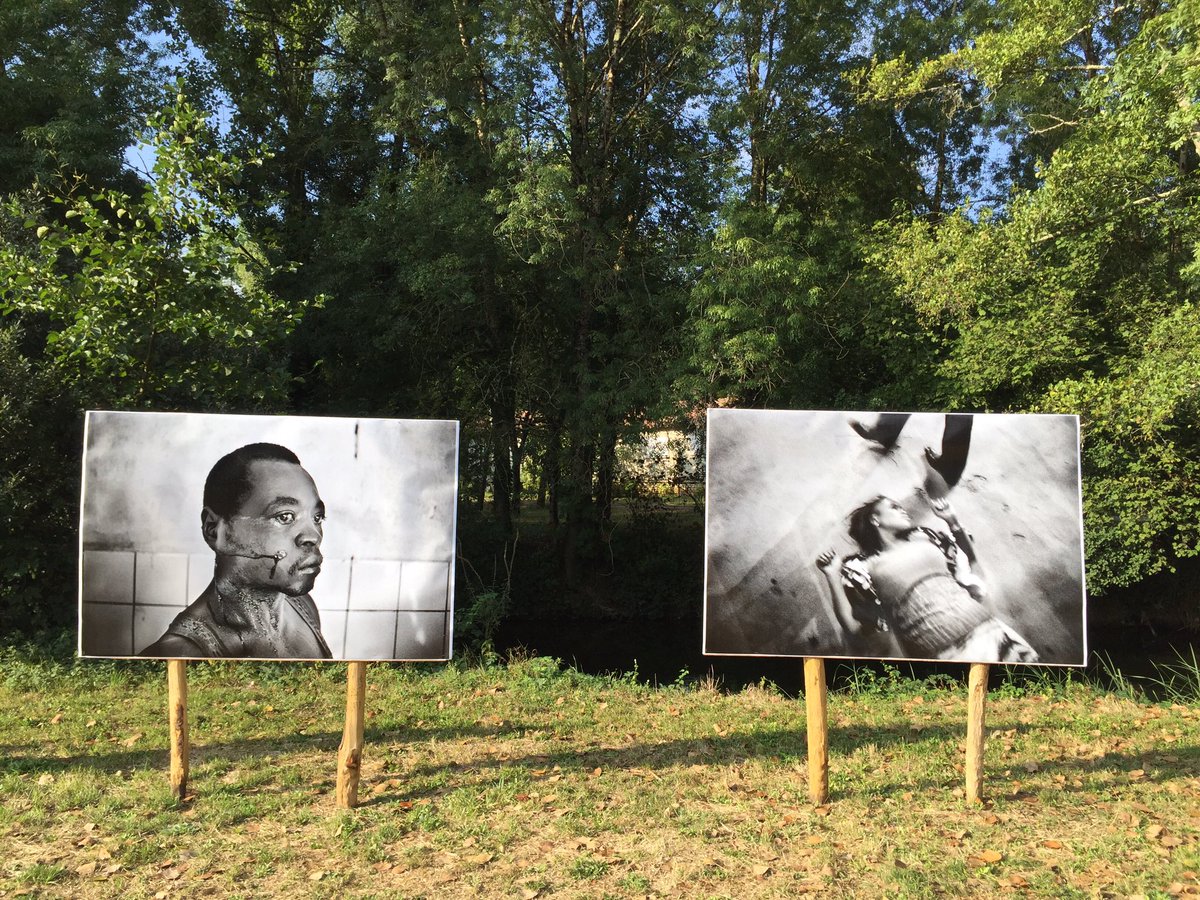 EriChauveT's tweet photo. Cette semaine, ce week-end un rendez-vous Photo #Barrobjectif en Charente des reportages sur #Ukraine #Belgique #Taiwan #Haiti #Iran…à voir https://t.co/sQtSB2IDqu
