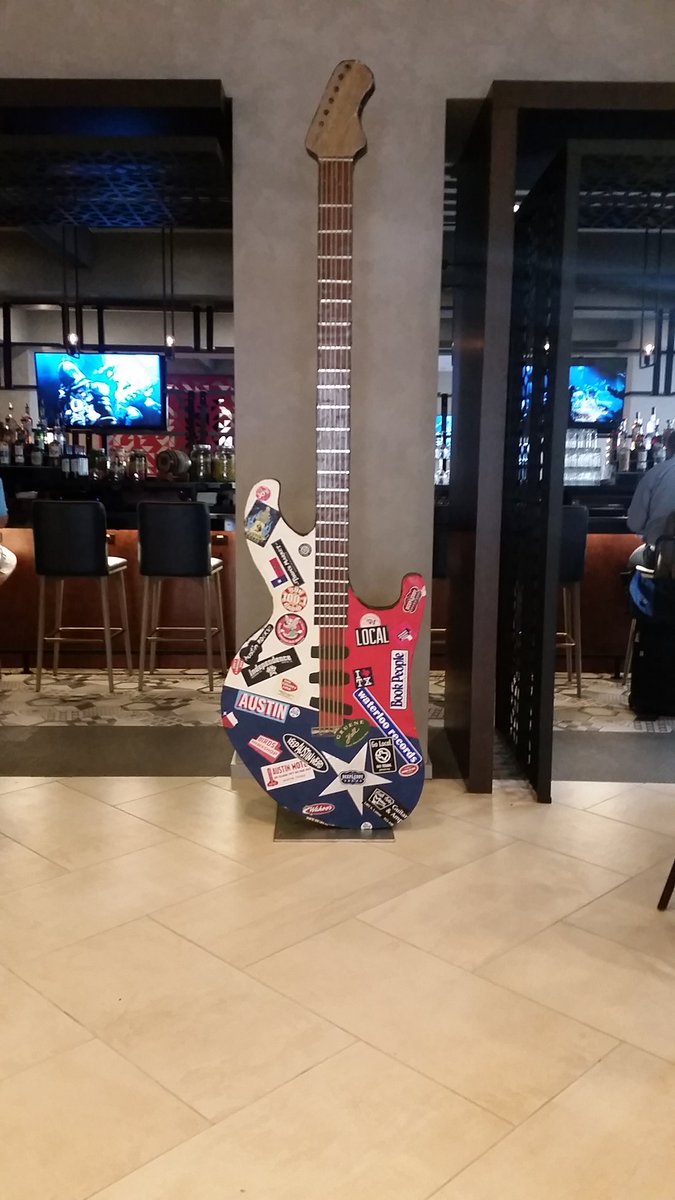DoubletreeAus's tweet photo. Doubletree Rockin ReLaunch 🎸 #DTRR16 https://t.co/eNq1GuQp6E