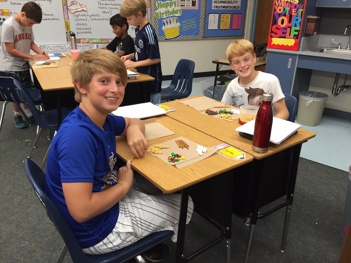 Mixing it up in science today.#proudtobesmsd