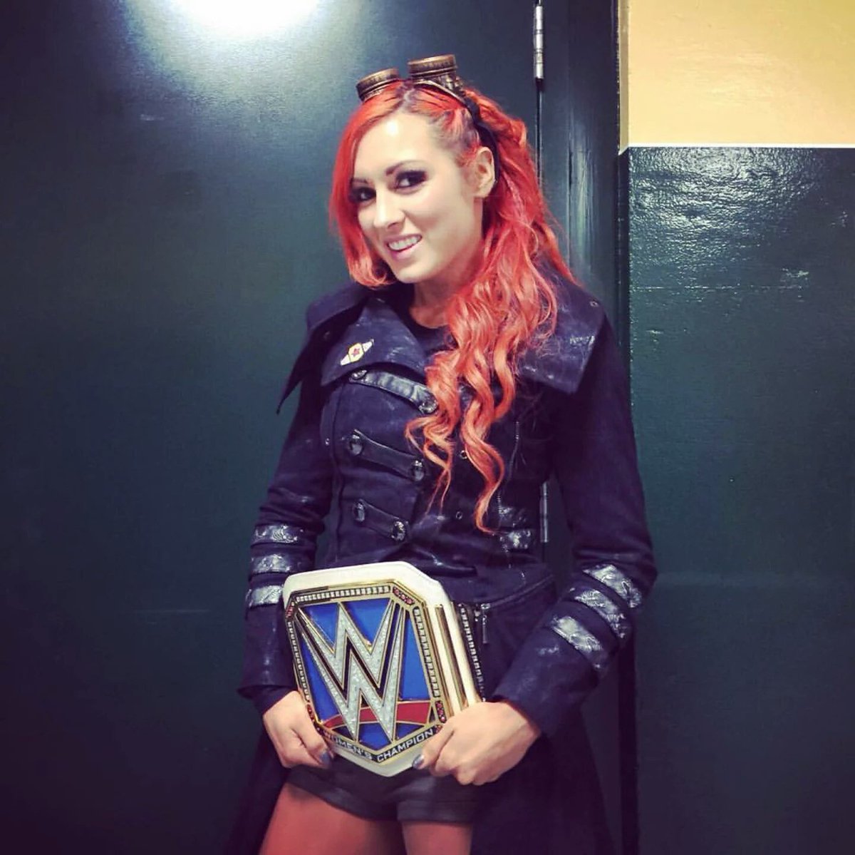 TimFlaherty823's tweet photo. Our beautiful champ will be taking somebody's 💪tonight. #ArmAssassin #straightfire @BeckyLynchWWE https://t.co/QqDPzAM7AB