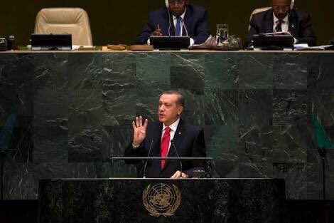 #Dünya5tenBüyüktür diyen ve hakikati haykıran
#CumhurbaşkanıErdoğan adeta
"Cesurun bakışı, korkağın kılıcından keskindir" in gereğini yaptı