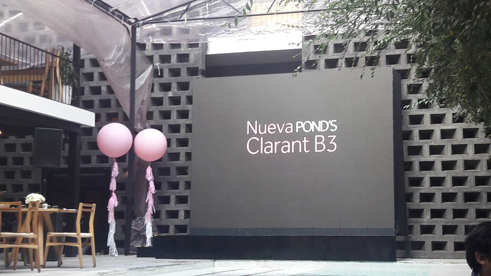 yes_estaloca's tweet photo. Nueva @ponds_mexico #ClarantB3
Una nueva fórmula mejorada que combate 10 
https://t.co/AIZLNYA8j7 https://t.co/gcnvj41l4m