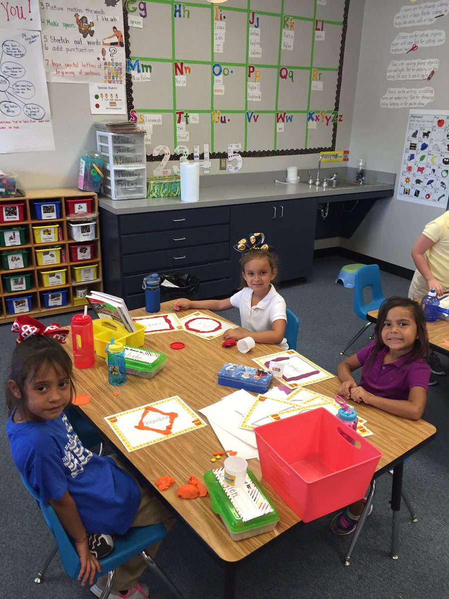 missbelew3's tweet photo. Math station fun😊 https://t.co/TZWZxP4zoY