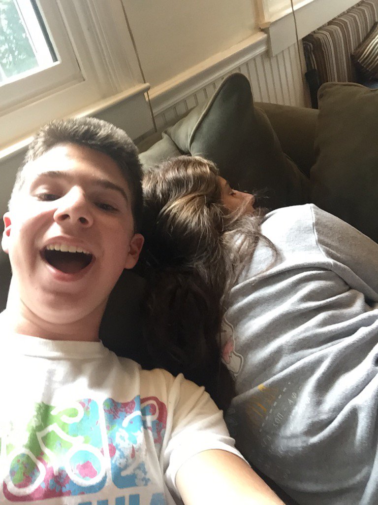 EGull_In_Flight's tweet photo. Happy birthday @jenngul. You probably didn't even know this picture exists 😴😴 #24 #blessed https://t.co/Zfg8lbQXZN