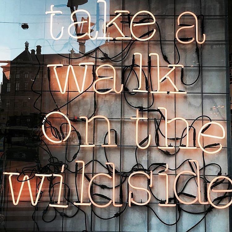 blingringcases's tweet photo. And wet footpath #pinterest https://t.co/ZPFlgs0iof https://t.co/v6c1StAdhb
