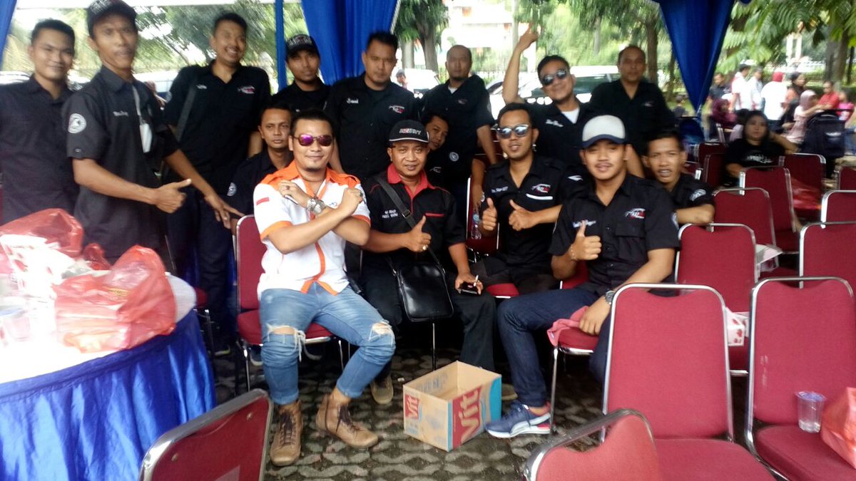 Axfc_chacink's tweet photo. AXFC IND. Menghadiri Aniv XMAN @TMII Minggu: 18 sept 2016
@Leo_GTRadial @GTRadial_Indo @Triyant00158222 https://t.co/WEZLdUaG0y