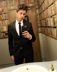 dianagcp's tweet photo. Morir lentamente @ElJuanpaZurita https://t.co/hy528VdTMJ