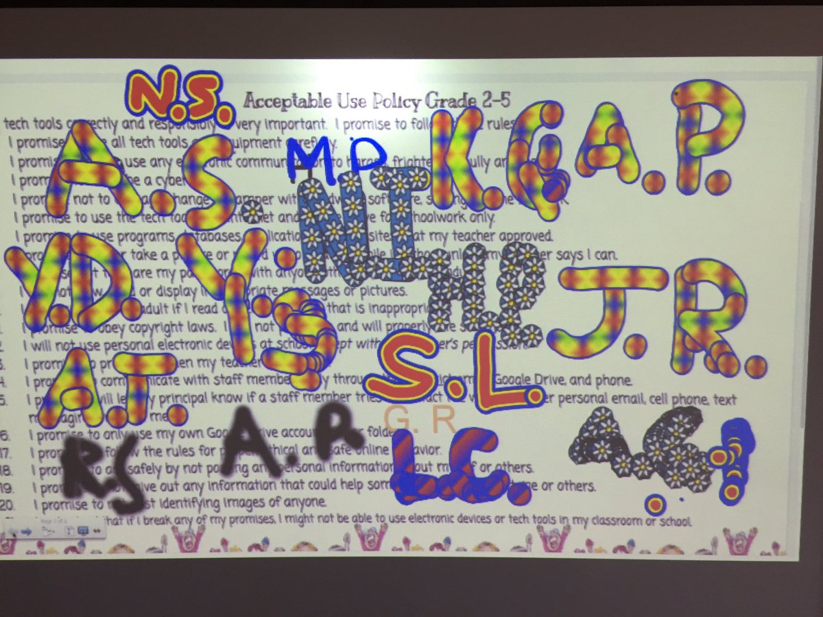 SuePazinko's tweet photo. Using the CREATIVE PEN in Notebook software to sign our AUP @SBSDBC on #DigitalCitizenship day @techgirl66 #sbdcd @BlairEiseman @gfamous4 https://t.co/KqOReRp210