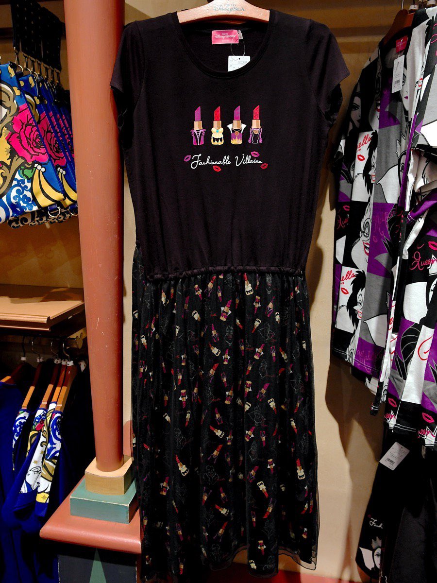 Mezzomikiのディズニーブログ 東京ディズニーリゾート ディズニーヴィランズグッズ パーカやtシャツ ワンピースはm Lサイズともに揃っています 詳しくは T Co Y0f1nyollg Mezzomikiのディズニーブログ 東京ディズニーリゾート ディズニーヴィランズグッズ パーカやtシャツ ワンピースはm Lサイズともに揃っています 詳しくは T Co Y0f1nyollg