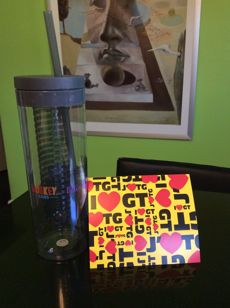 MyBitsandBleeps's tweet photo. Thanks so much @GTboutique for my drink infuser. Such a lovely surprise. #gtback2school #momtime https://t.co/hSNsfF5re8