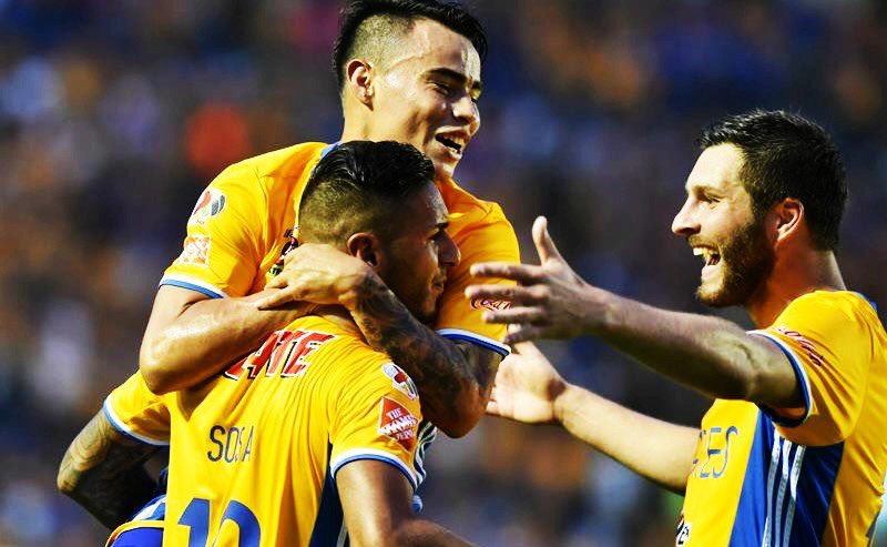 SoyCapi's tweet photo. ✓ LÍDERES.
✓ Invictos.
✓ 6 triunfos y 4 empates.
✓ Mejor defensiva.

LOS TIGRES DE LA UANL. 🐯🇲🇽 https://t.co/q6VyWHryb6