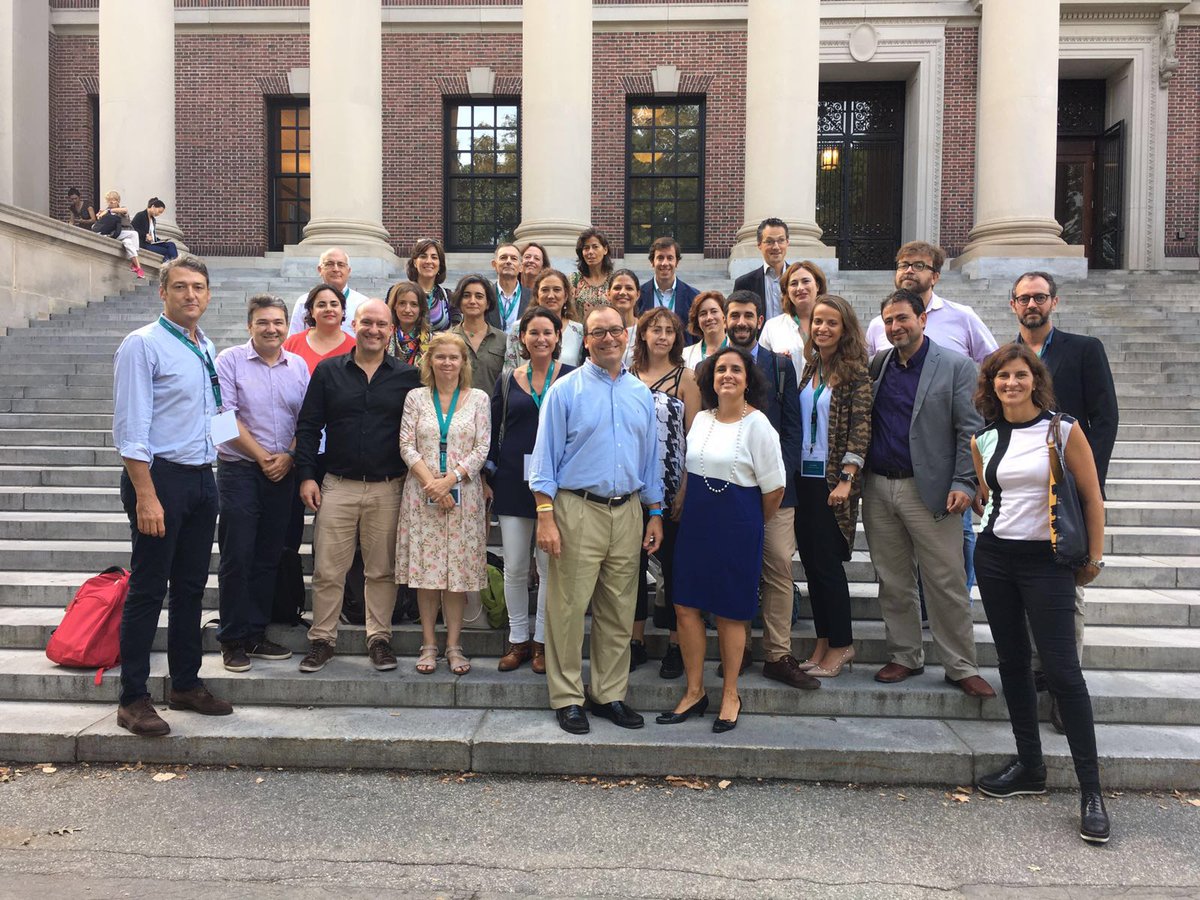 #GCSS #civilsociety great moments in Harvard thanks to <a href="/frdelpino/">Fundación Rafael del Pino</a> Great group High Level