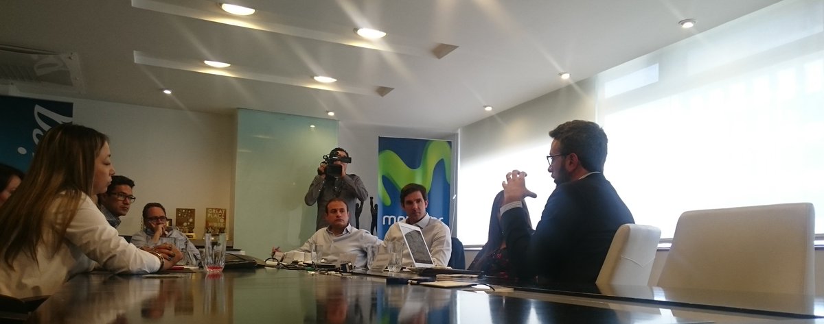 ChemaCasas's tweet photo. Feliz de compartir experiencias con @agroscan_ec @Encuentrahoy @GoRaymi en #MentoringOpenFuture de @MovistarEC @CiudadYachay @IBMEcuador https://t.co/U2zNwtWDpY