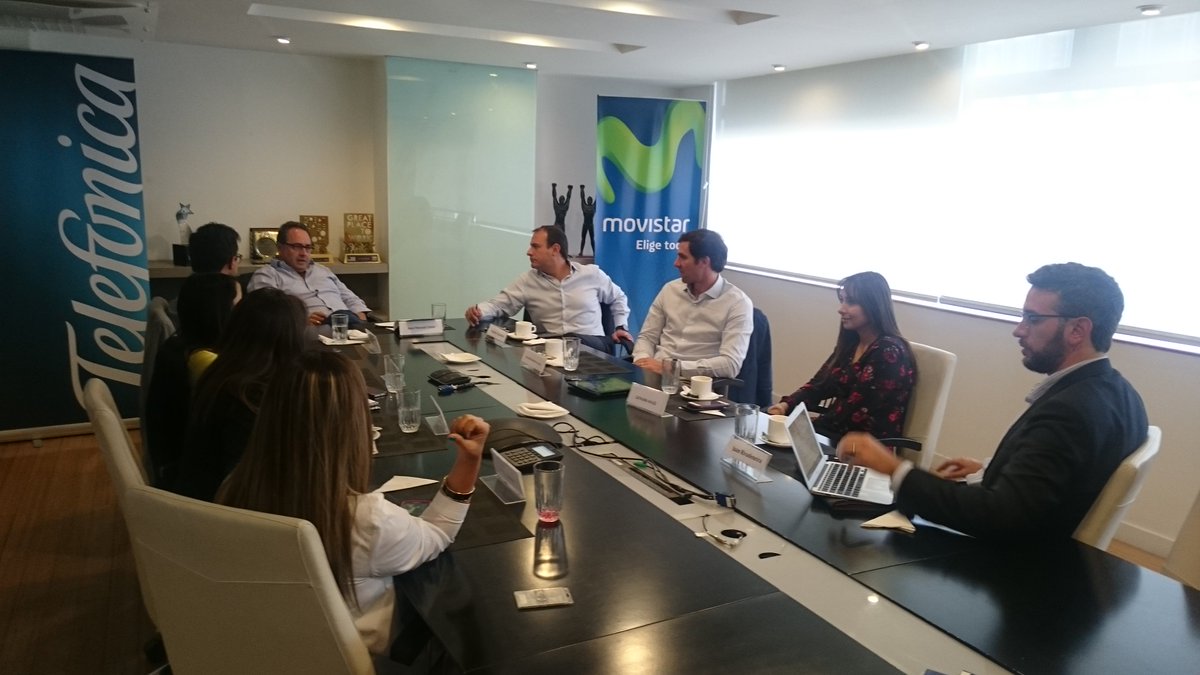 ChemaCasas's tweet photo. Feliz de compartir experiencias con @agroscan_ec @Encuentrahoy @GoRaymi en #MentoringOpenFuture de @MovistarEC @CiudadYachay @IBMEcuador https://t.co/U2zNwtWDpY