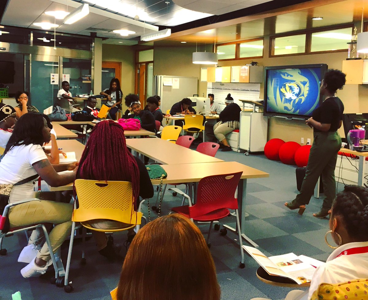 SIUECharterHigh's tweet photo. Awesome visit with @Mizzou Admissions this afternoon! https://t.co/Z0Lhq0v8zl
