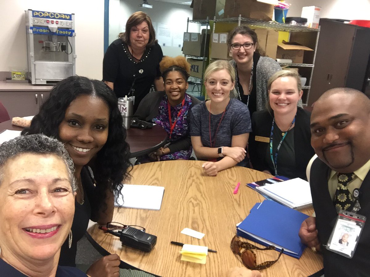 Thompson Elementary tweet media