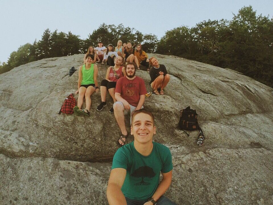 AppStateExt's tweet image. This is the Casual Tuesday eGroup. They meet meet at 6:45 on campus for pick up and they hang out all over Boone! #eGroupTakeOver