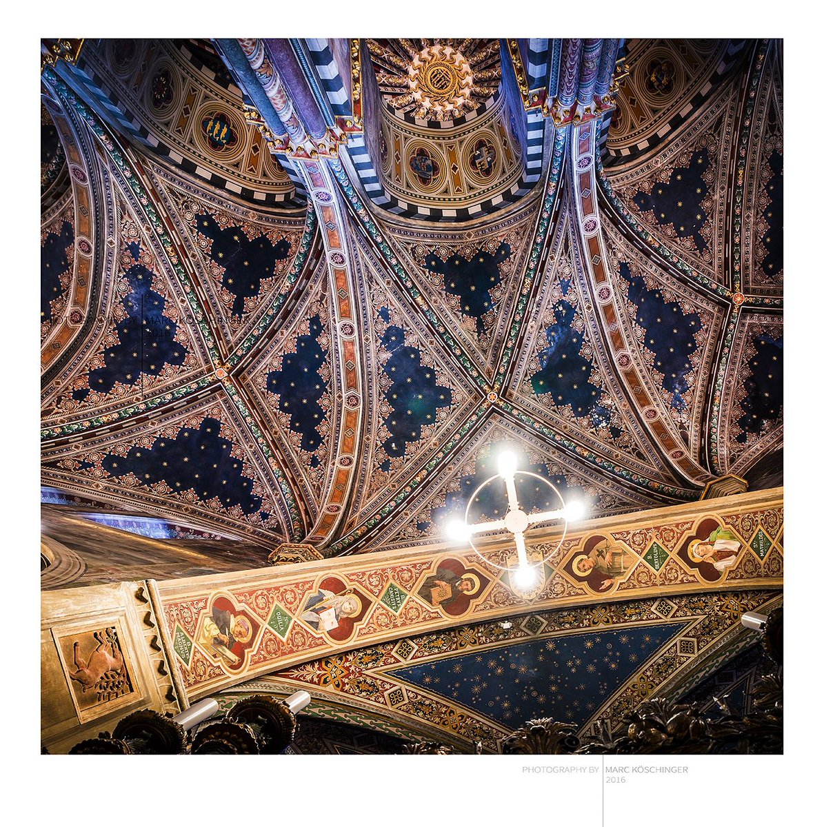 marckoeschinger's tweet photo. #koeschinger #photograpy #sony #sonyalphaclub #natgeo #photo #padova #sanantonio #basilica https://t.co/Ubg447Aufe https://t.co/lg8XrB0D5S