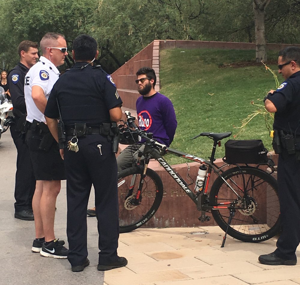 Brother Dean was arrested today at the @UofA for kicking a student. Hes subsiquently been kicked off campus for 1 yr wildcat.arizona.edu/article/2016/0…