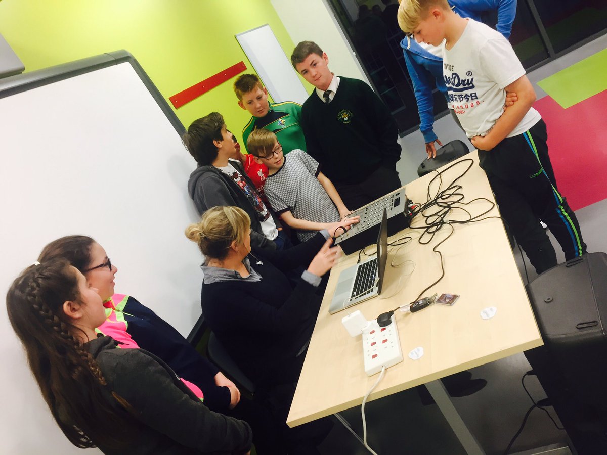 An amazing night with <a href="/MaireadCampbel/">Mairead Campbell</a> showing a few guys the basics of radio presenting