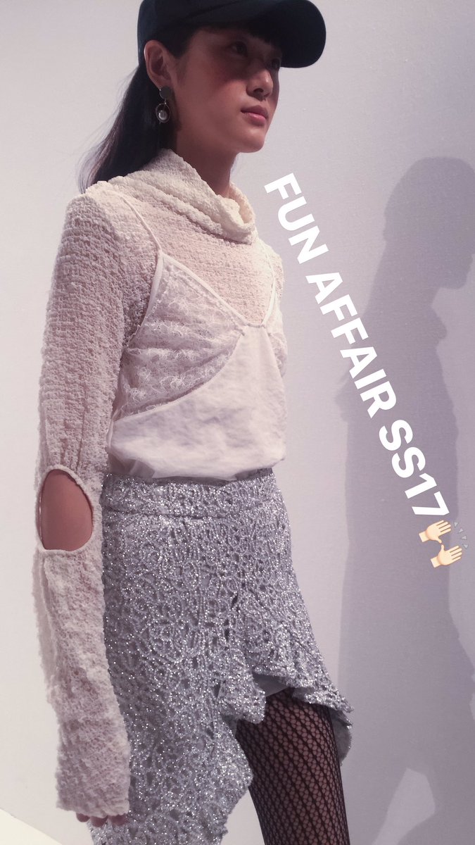 MAGDArlingW's tweet photo. #FunAffair #SS17 #LFW https://t.co/fgw253FwfG