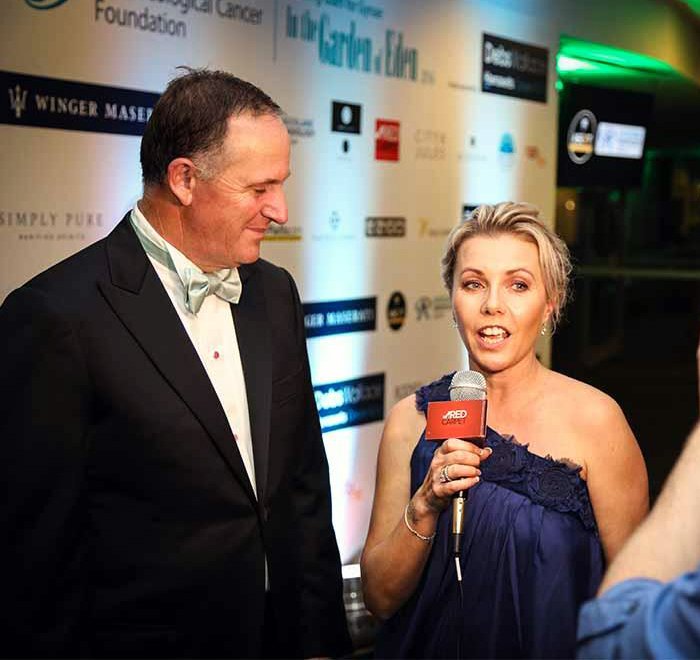 BlueDuckVodka's tweet photo. Alongside our Prime Minister #blueduckvodka proud to be supporting the #NZGCF charity gala ball for gynae cancer https://t.co/mmnFWDxzSF https://t.co/TQCPuLA6pC