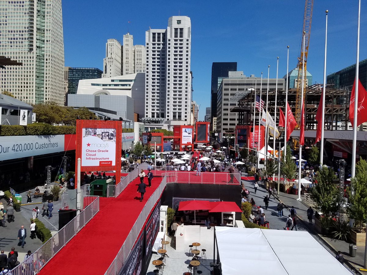 taherbay's tweet photo. Another perfect day at #oow16 Visit #excel4apps booths to learn about #discoverer replacement & #subledger reporting https://t.co/IyFdaRCc9M