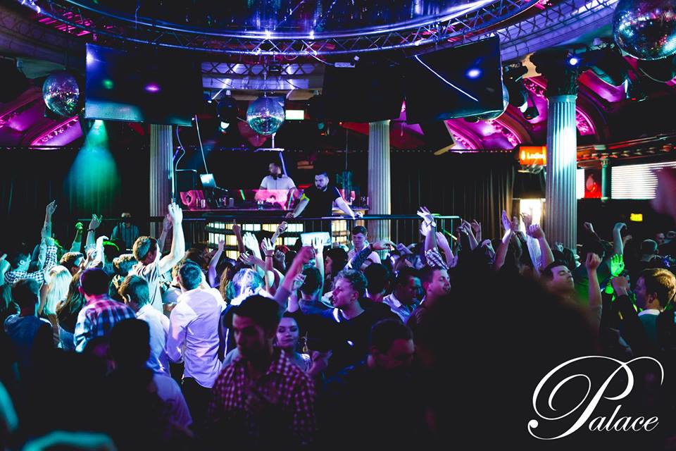 PalaceDublin's tweet photo. @PalaceDublin #Palace Saturdays!! €5 Cocktails - Free in with Vipsy App
#Dublin #SaturdayNight #partytime https://t.co/55Oz1OhZg0