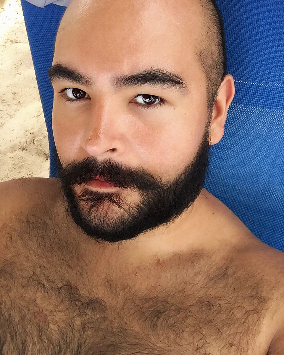 ant58earce's tweet photo. #nofilterneeded #furtastic #beard #beachbeard #noselfiecontrol https://t.co/g5Qjx0Zt0S
