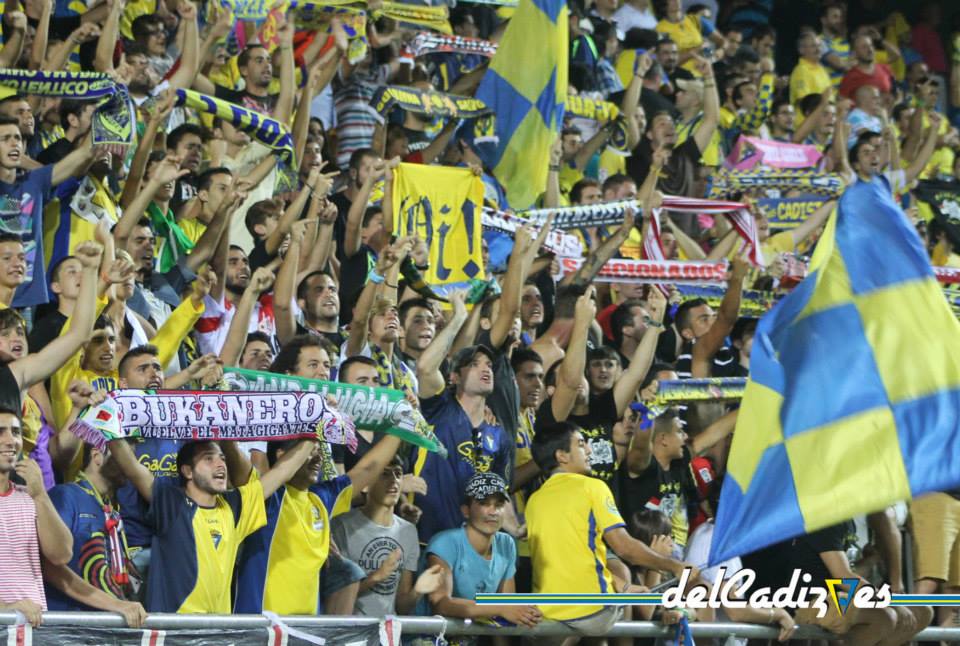 3x1 en entradas para abonados para el partido del domingo ante el Oviedo delcadiz.es/3x1-para-abona…