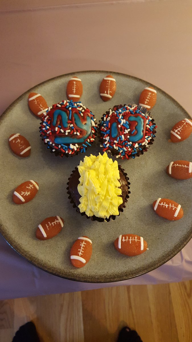 DougGuertin's tweet photo. Hey @OBJ_3 check out my son's entry in the family cupcake wars. https://t.co/bBXM1micOE