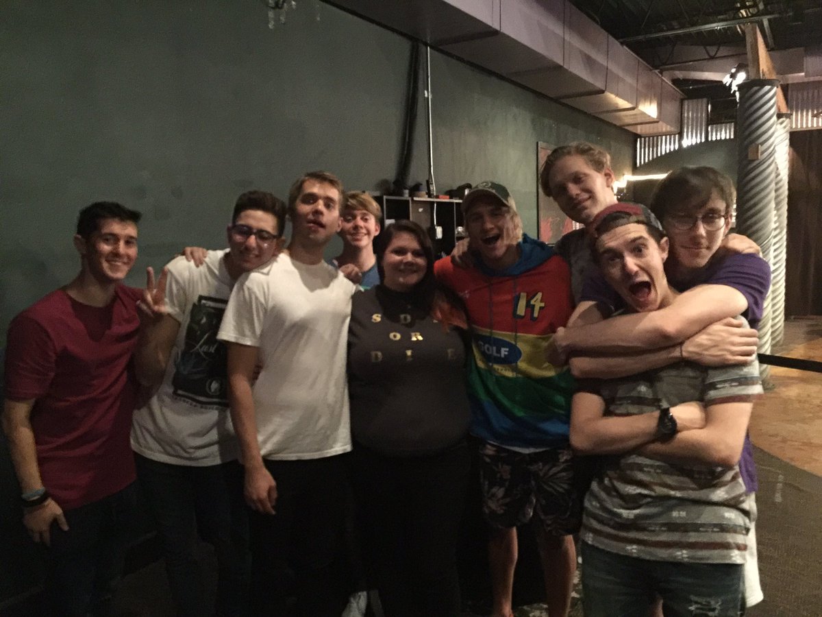 OhLikeGabby's tweet image. One year ago 😭 #sdkordie