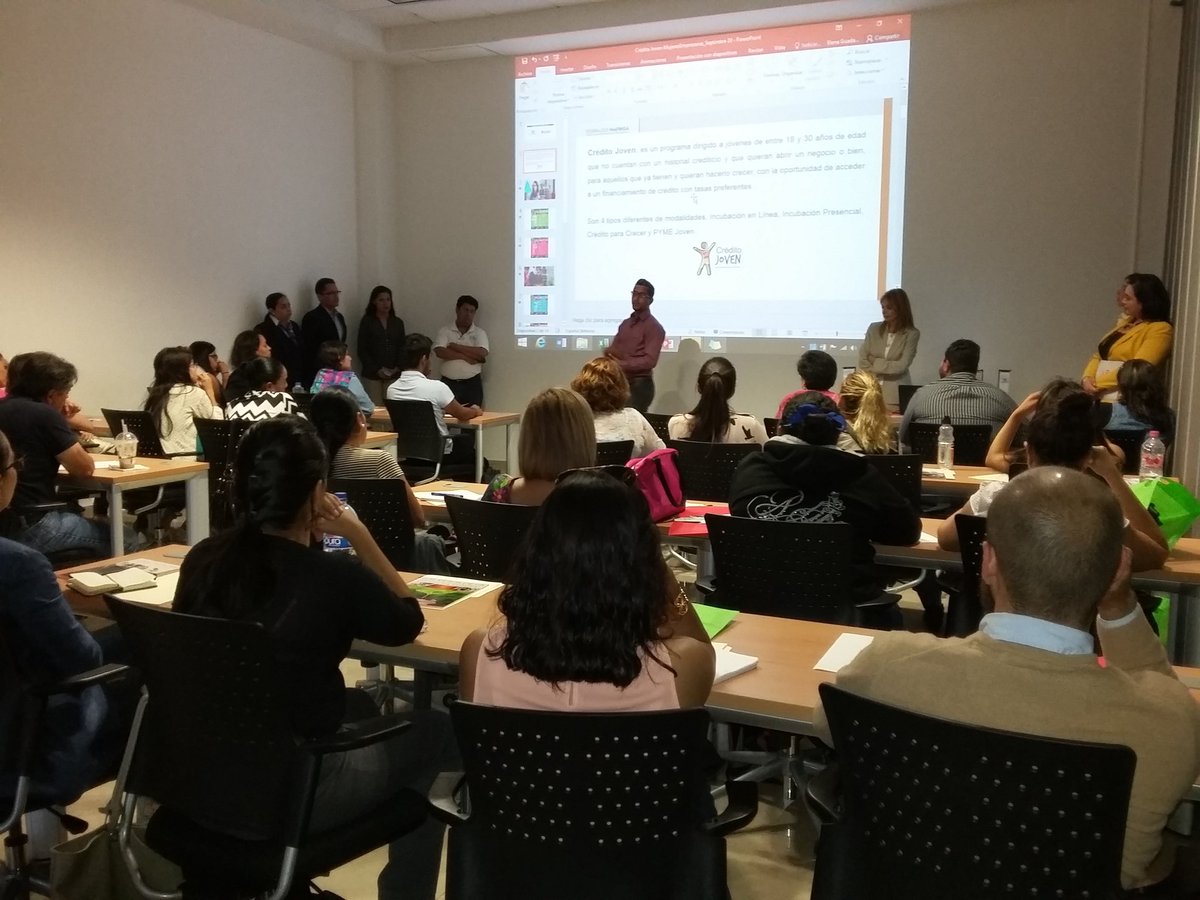 CENTROPYME's tweet photo. Conferencia: Crédito Joven y Acceso a Financiamiento impartida por @nafinsa en @CANACINTRA_SLP #SWSANLUIS @SWSanLuis https://t.co/1ONUCIJCQj