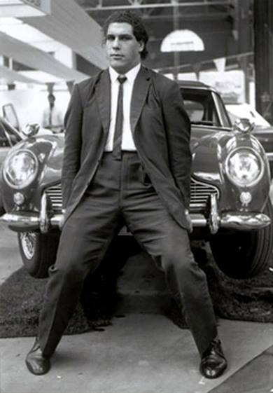 Aston Martin DB5 automobile 