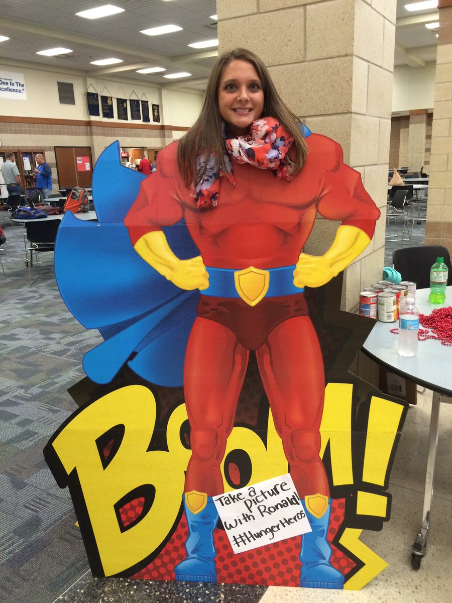 KMSFFA's tweet photo. Our new school secretary is embracing the HERO spirit!! @KMSaints 
#HungerHeroes#HungerGames#KMSFFA#HERO https://t.co/6AeWkiLHOm