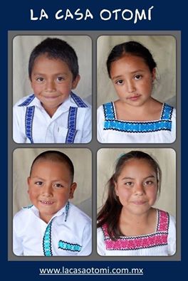 "Padrinos Navideños 2016" 
Pide la ficha con fotografía y talla de uno o mas niños, para obsequiarles ropa,zapatos y un nuevo esta Navidad.