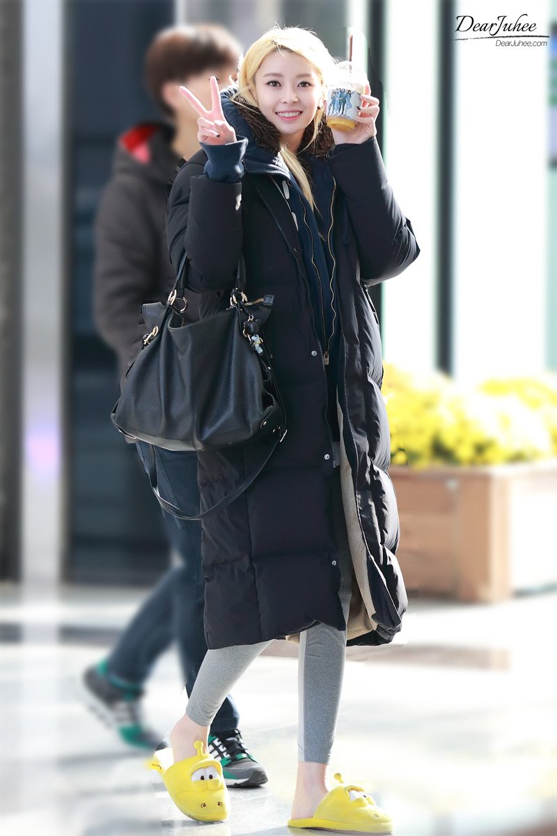 hourlykwonnara's tweet photo. https://t.co/JU3P1D7IHe