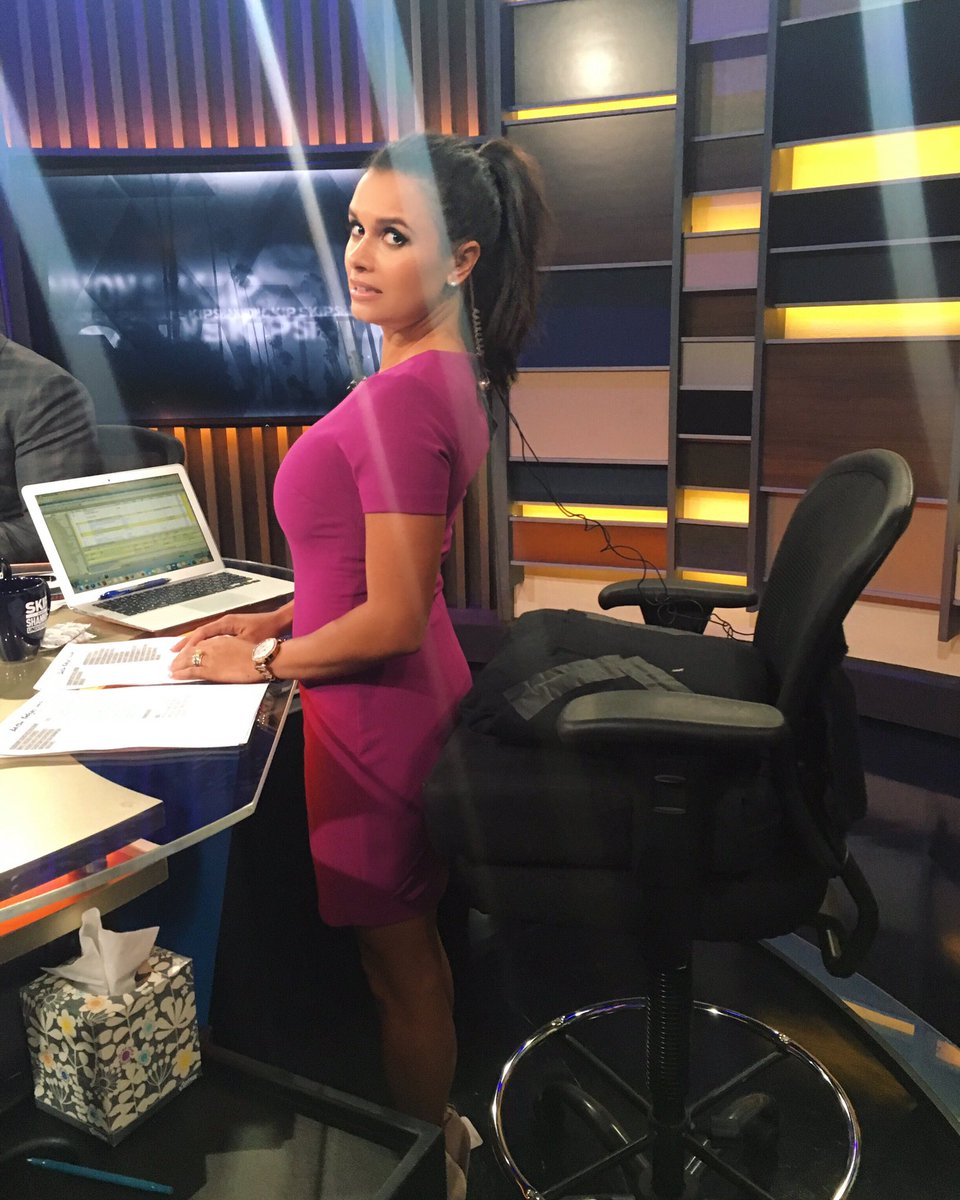 JOY TAYLOR LOOKIN FINE AS FUCC ON COLIN COWHERD THIS MORNING Page 7