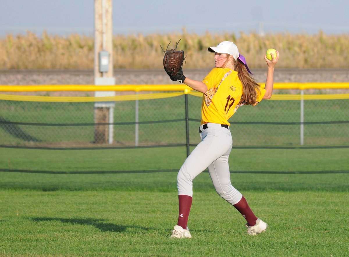 SFHS Fall Softball Final - Brandon Valley 13 - Harrisburg 9. HHS rally from 10-0 with HR by Gabel but fall short.