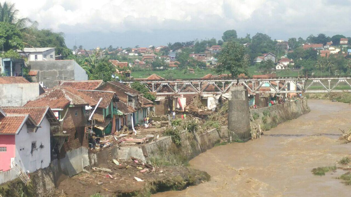 infogarut tweet media