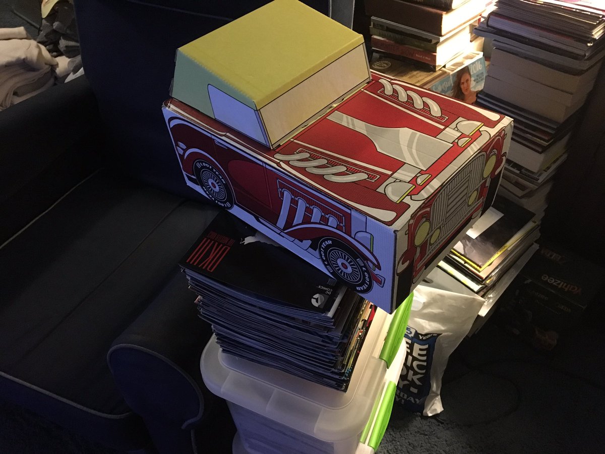 earnhardtrush8's tweet photo. @lootcrate With a shoutout to DKIII. Happy accident. #SpeedRed #lootcrate https://t.co/Ko4kp8EkIl