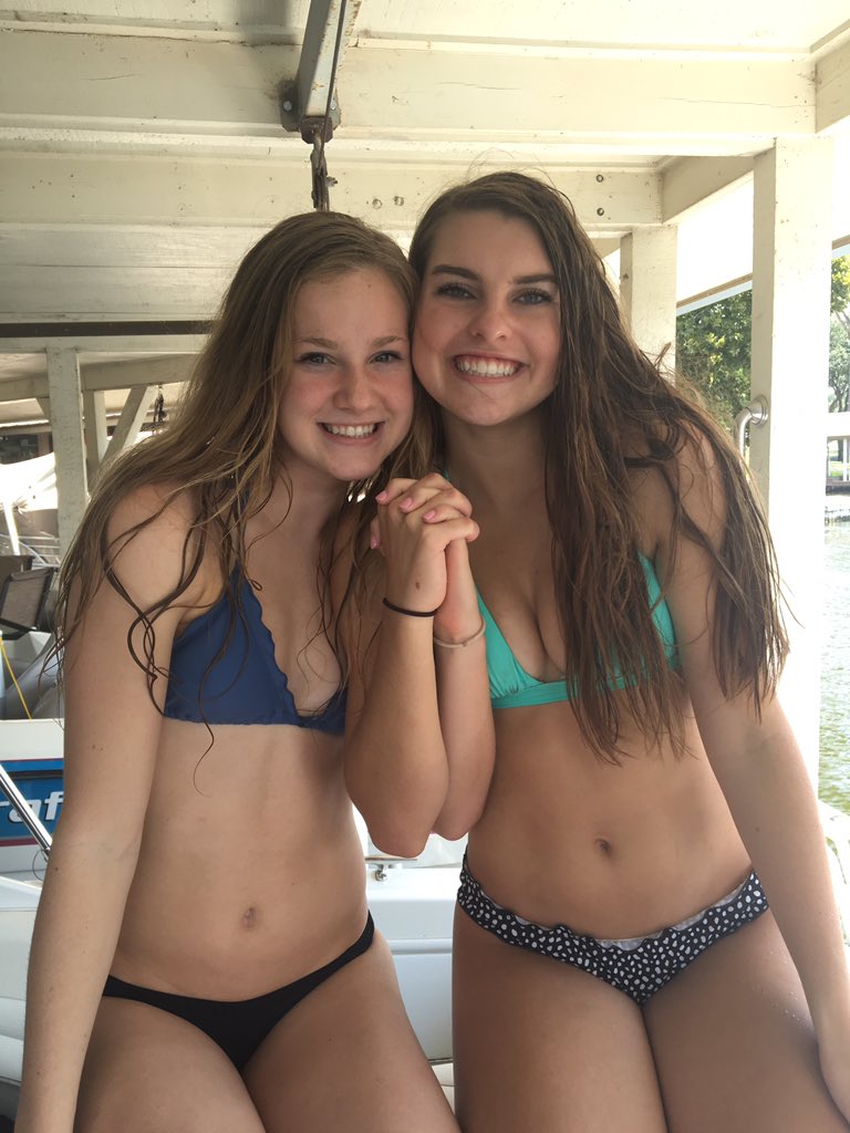 reneejacops's tweet photo. happy 17th  bday to two of my bffs!! love y'all with all my heart💖 https://t.co/TGs25YdLGh