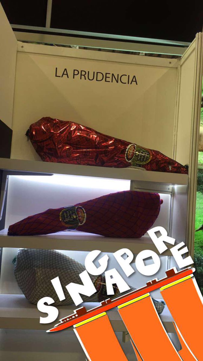 _laprudencia's tweet photo. La Prudencia en Singapur https://t.co/m5OuNr8xPx