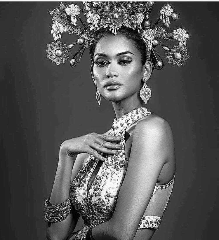BekiSays's tweet photo. Friend: Bes, labas naman tayo bukas! Catch up lang. G?
Me: Nasa UN ako bukas. Ikaw?
#LabanPia @PiaWurtzbach https://t.co/NhiNLG0TL4
