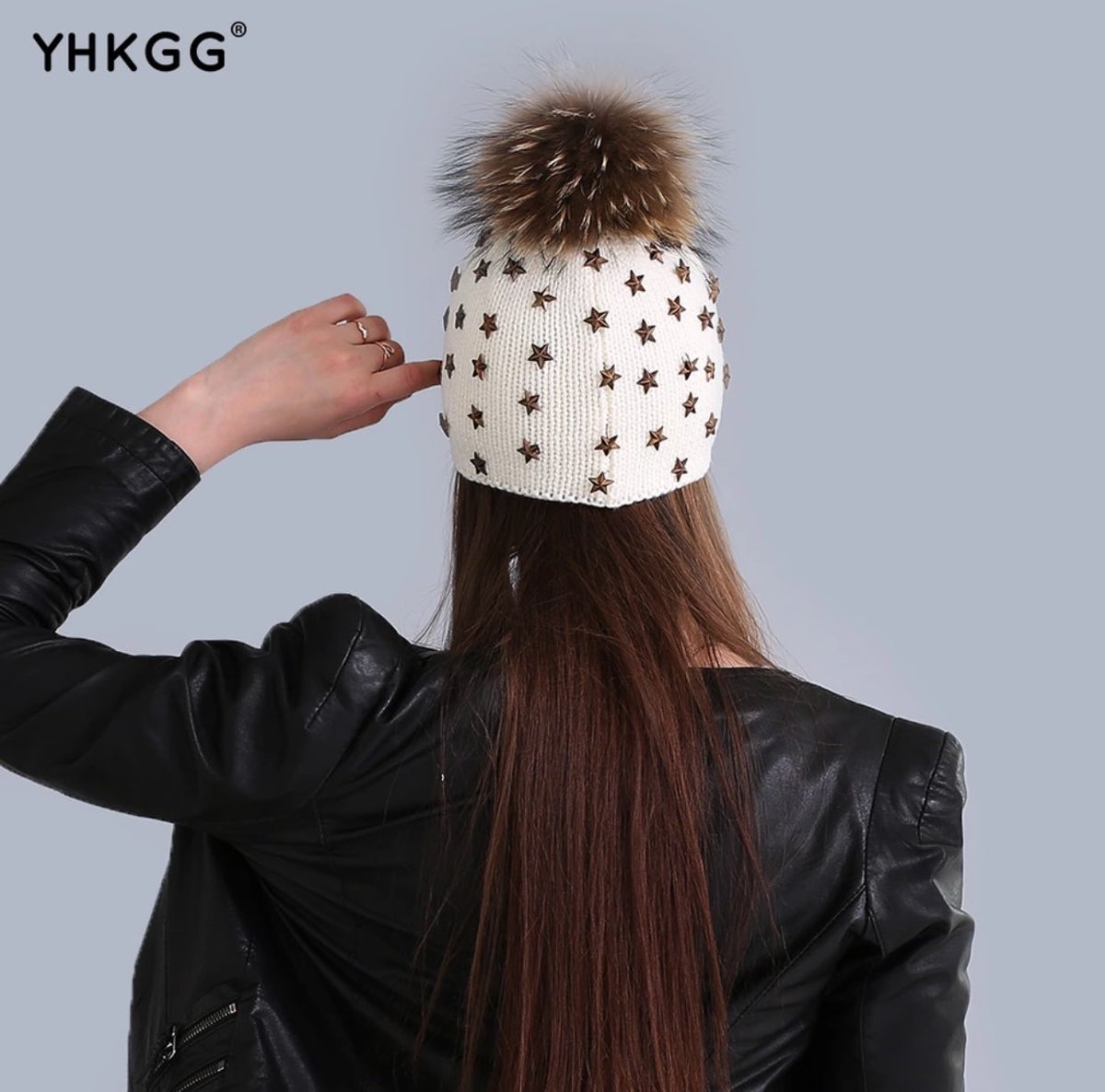MillennialTees's tweet photo. $25 star studded knit hat with raccoon fur Pom(detachable) #fallfashion #winterfashion #hipster #millennialtees #millennialfashion #beanie https://t.co/oMFOQ9I7JV