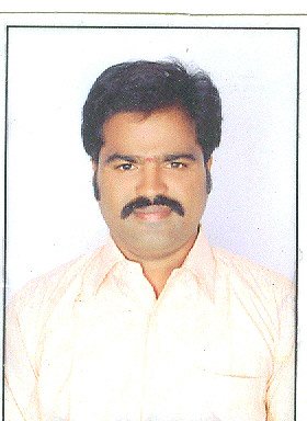 chinnag14's tweet photo. #MemuSaitham please help Mr. Venkateswara Reddy family, he lost his two hands accidentally.
+91 95 73 975449 https://t.co/5RTzuwWZgI