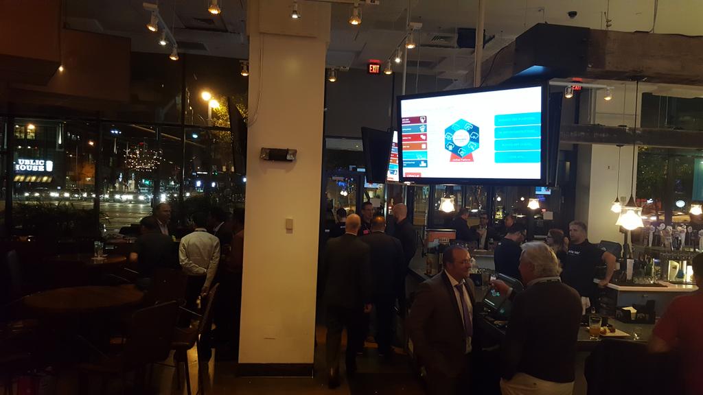 Oracle #MgmtCloud customer appreciation party. A BIG THANK YOU to our early adopters. #oow16.