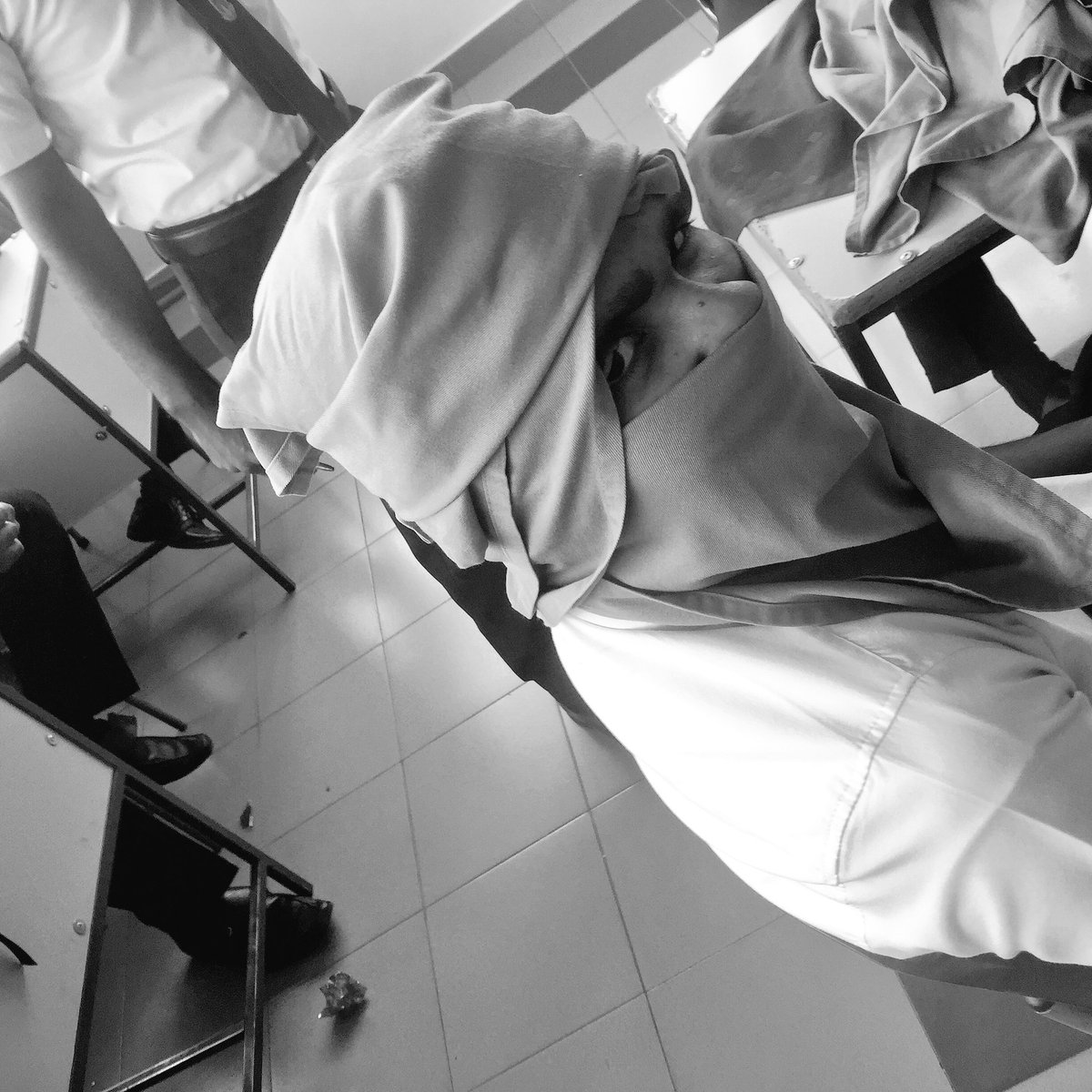 Ruwanga_rodrigo's tweet image. #SLITHM isis 😂😂