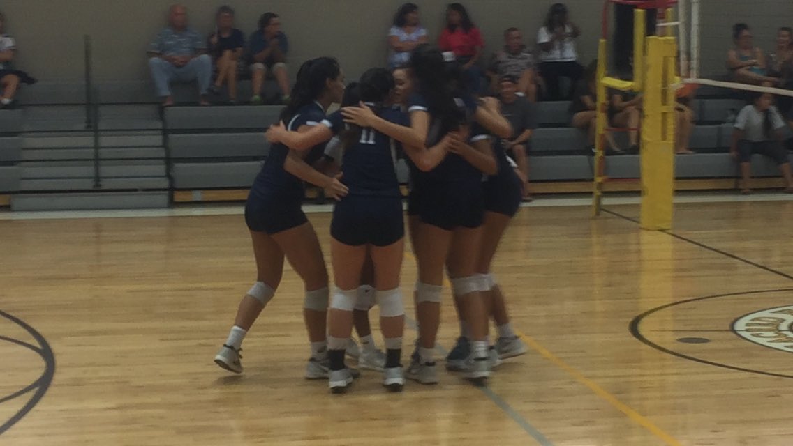 KSKAthletics's tweet photo. ILH G VAR VB KSK vs SHA. SET 1 25- 10 #KSKVB @KSKAthletics @ilhsports_com @LancerAcademy https://t.co/EcYnUyZ4GR
