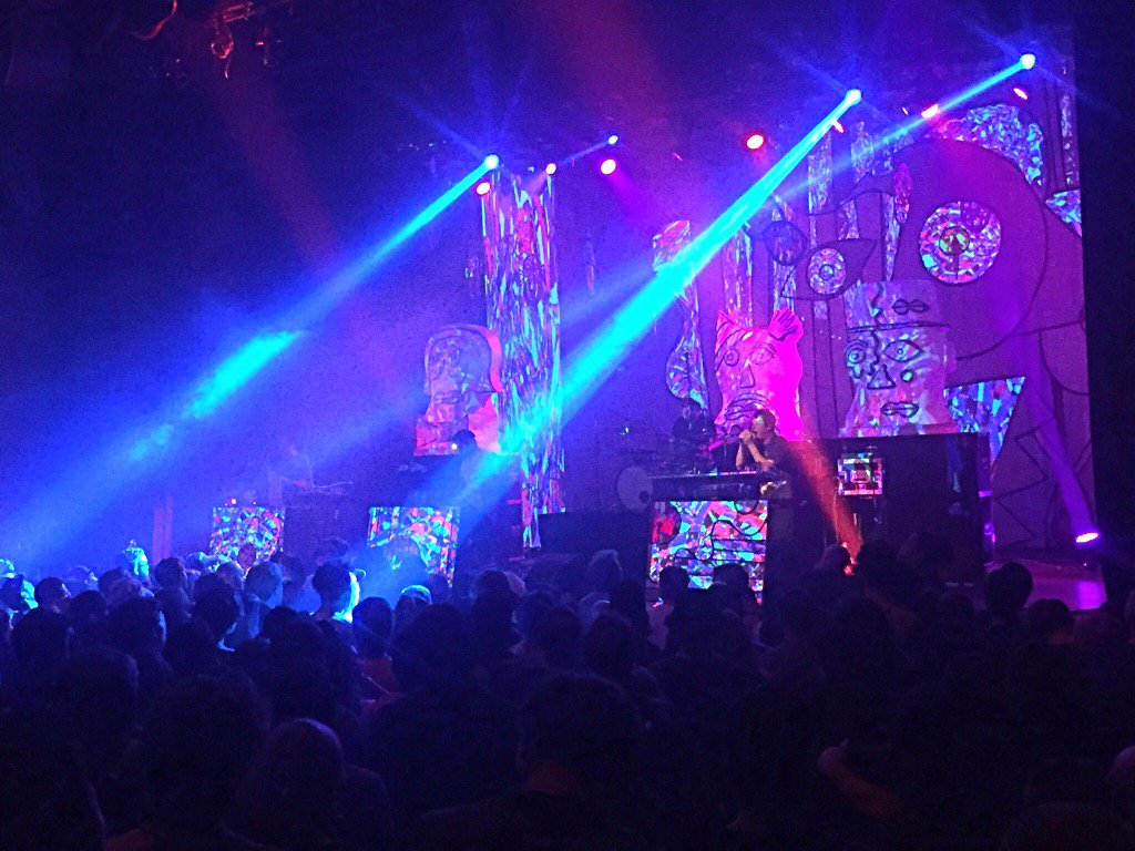 91X's tweet image. (Sent with lasers) @anmlcollective at @ObservatorySD tonight! #ios10update #animalcollective